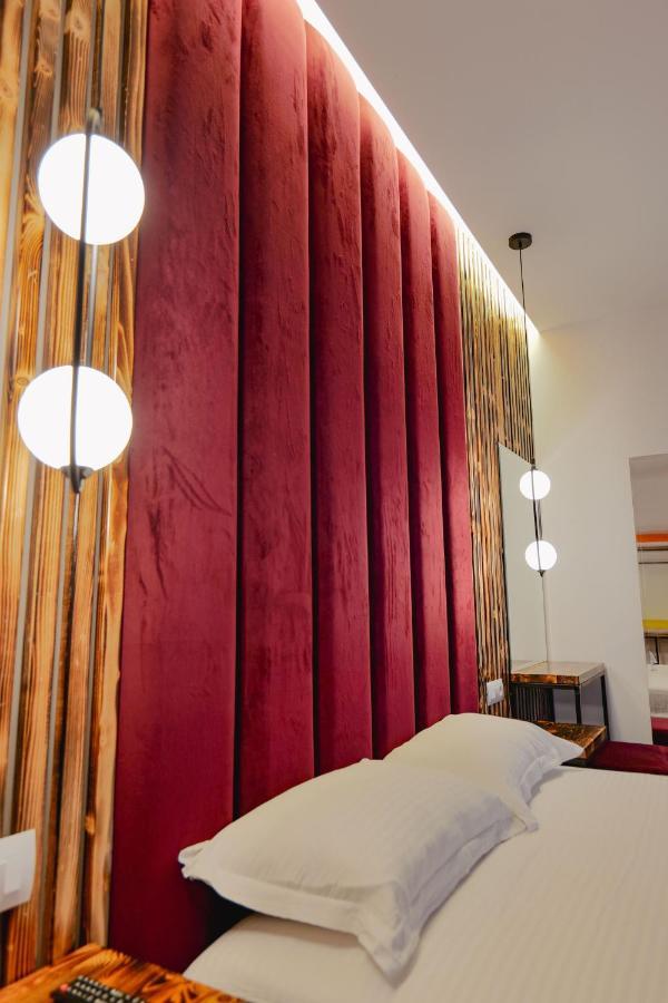Deluxe Double Room Pool View
