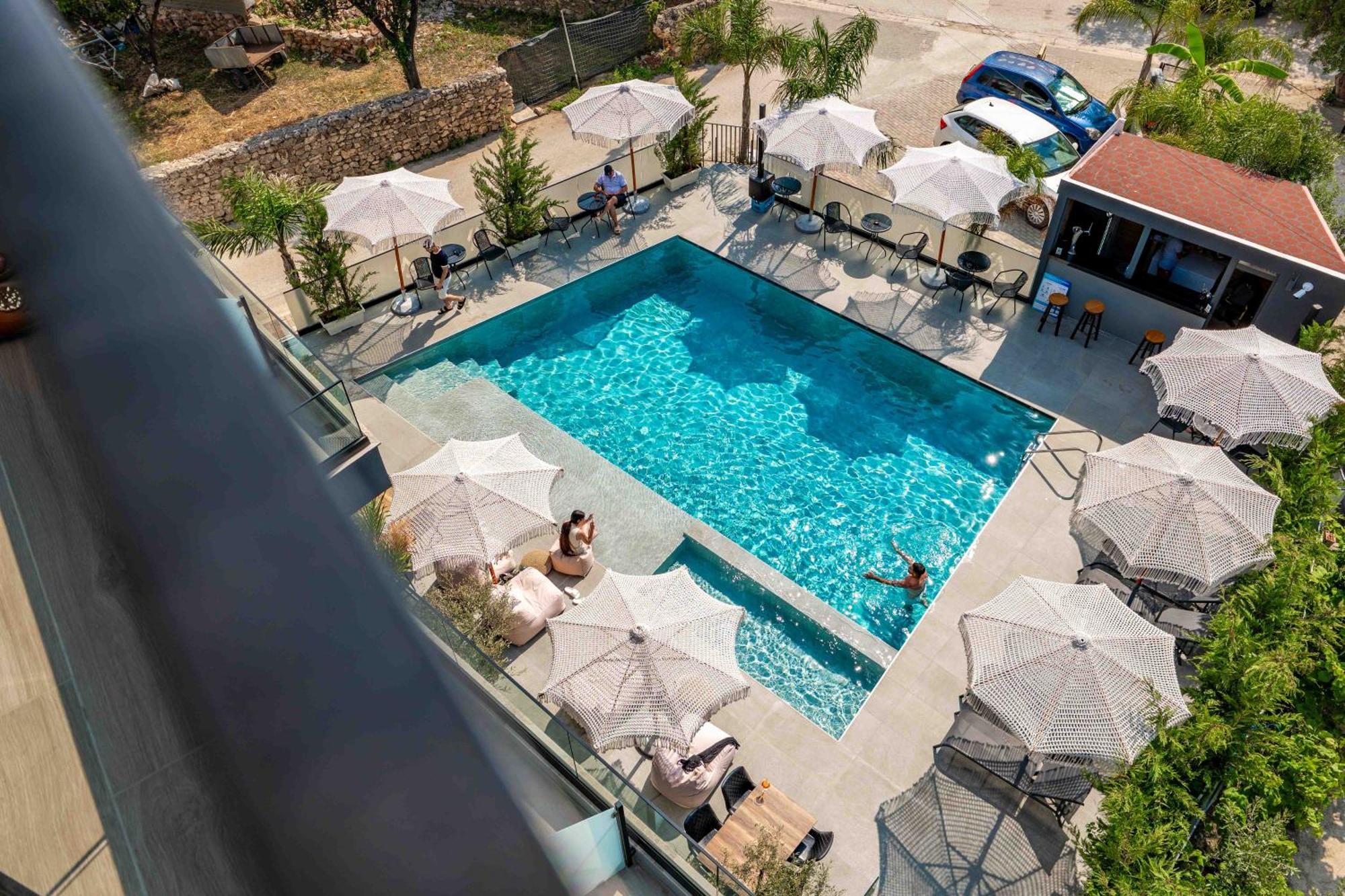 Deluxe Triple Room Balcony Sea View